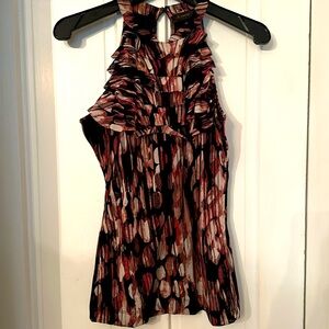 The Limited Sleeveless Tank Top